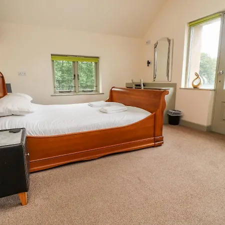 Cottage, Ulverston Lakeside